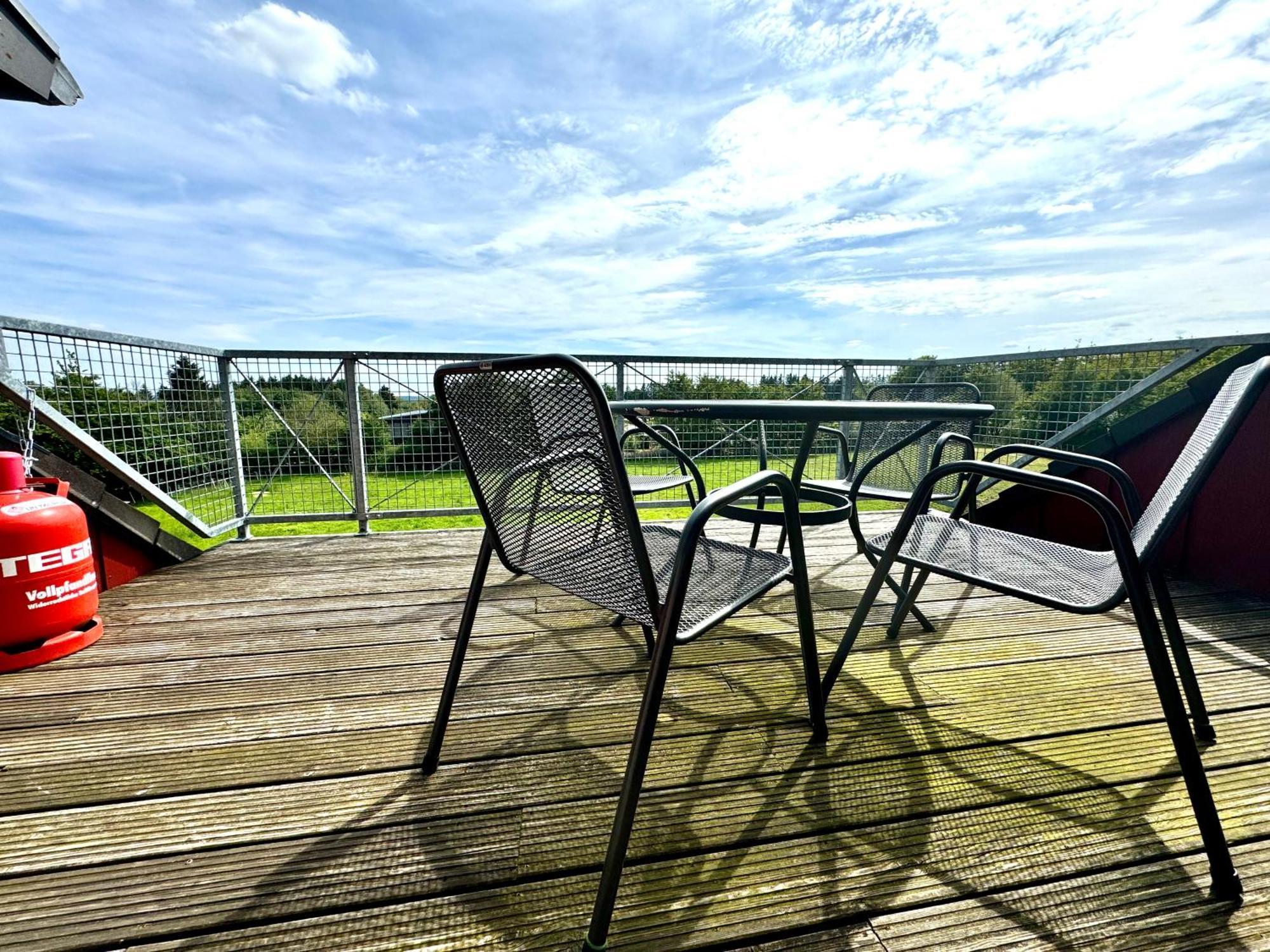Hof Vierzehnender Im Hohen Venn - 70Qm Fachwerk-Studio - Grosses Wohn-Schlafzimmer Mit Dachterrasse Und Kaminofen - Separate Kueche - Perfekt Fuer Paare - Monschau - Eifel - Hunde Willkommen - Islandpferde 외부 사진